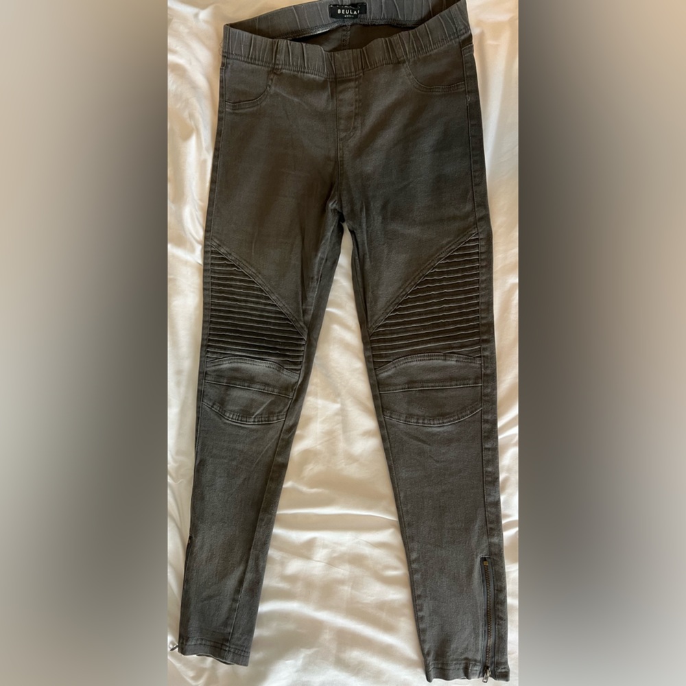 Jegging pants